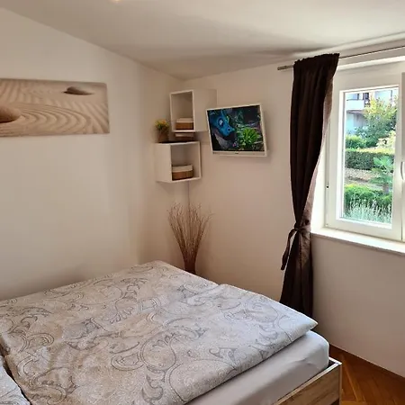Nada Apartment *