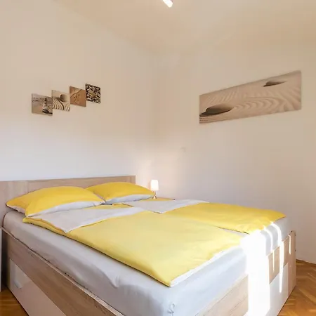 Nada Apartman